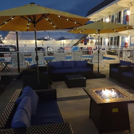 Pilgrim'S Pride Motel Wildwood Bagian luar foto