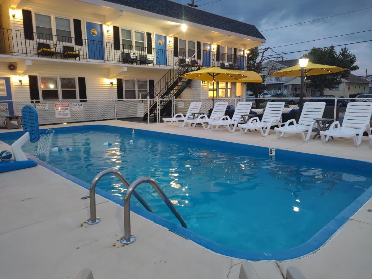 Pilgrim'S Pride Motel Wildwood Bagian luar foto