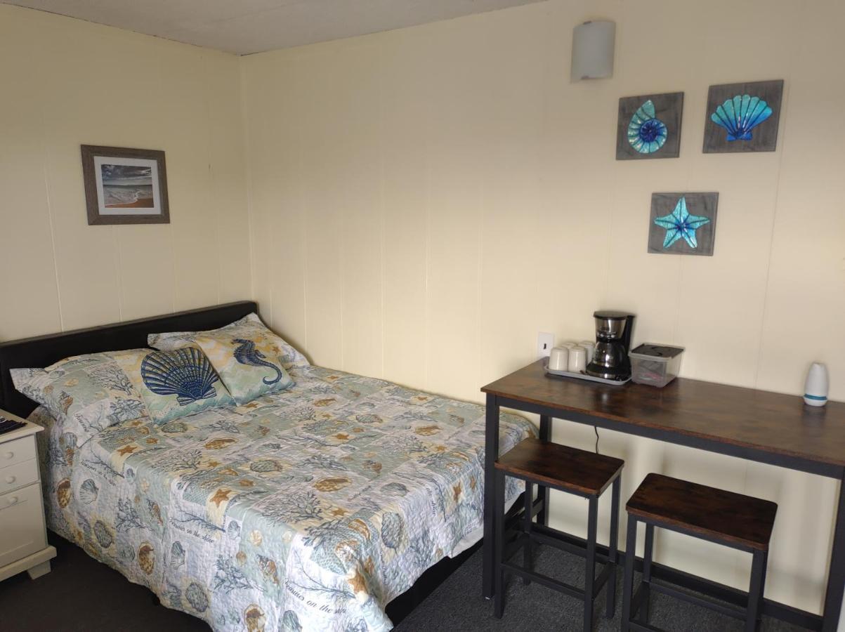 Pilgrim'S Pride Motel Wildwood Bagian luar foto