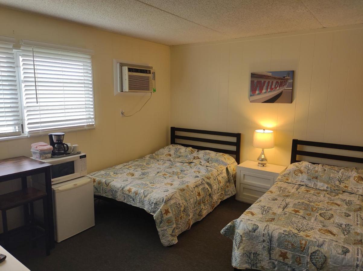 Pilgrim'S Pride Motel Wildwood Bagian luar foto